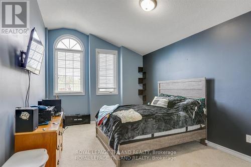 770 Reeves Avenue, London, ON - Indoor Photo Showing Bedroom