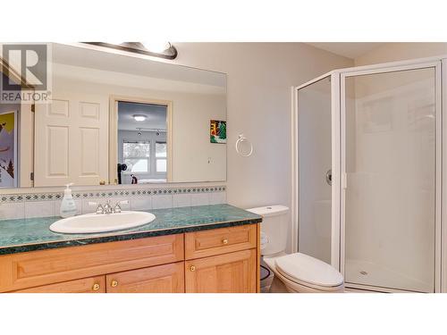 270 Monashee Road Unit# 1 Lot# 1, Vernon, BC - Indoor Photo Showing Bathroom