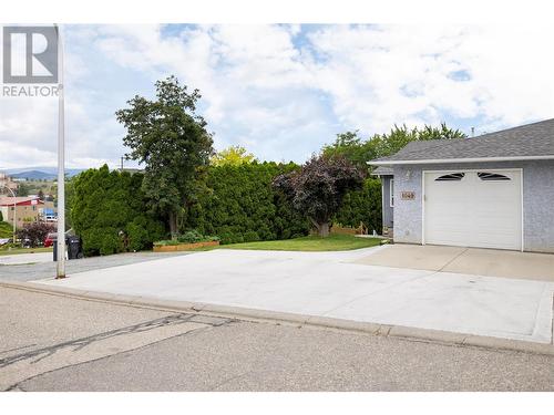 1049 11 Avenue, Vernon, BC - Outdoor