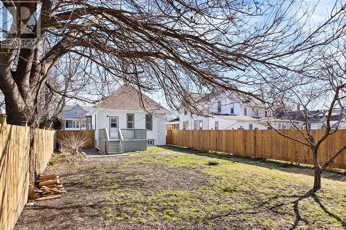 215 Curry Avenue, Windsor, ON - Outdoor