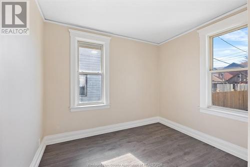 215 Curry Avenue, Windsor, ON - Indoor Photo Showing Other Room