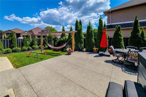 55 Alexsia Court, Hamilton, ON - Outdoor