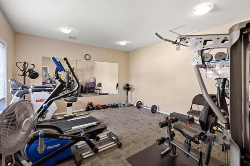 8-2100 Boucherie Road, West Kelowna, BC - Indoor Photo Showing Gym Room
