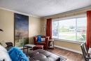 955 Theodora Road, Kelowna, BC  - Indoor Photo Showing Living Room 