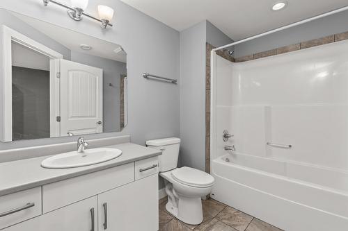 1250 Tanemura Crescent, Kelowna, BC - Indoor Photo Showing Bathroom