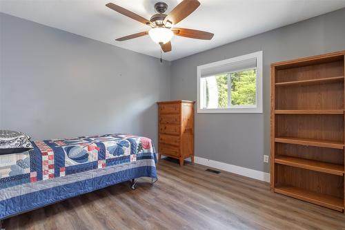 189 Merlin Court, Kelowna, BC - Indoor Photo Showing Bedroom
