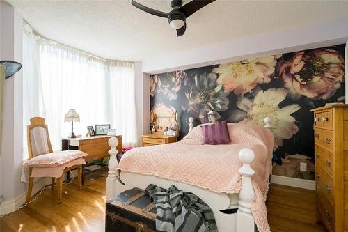 180 Limeridge Road W|Unit #403, Hamilton, ON - Indoor Photo Showing Bedroom