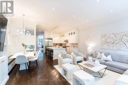 491 St Clements Avenue, Toronto, ON - Indoor Photo Showing Living Room