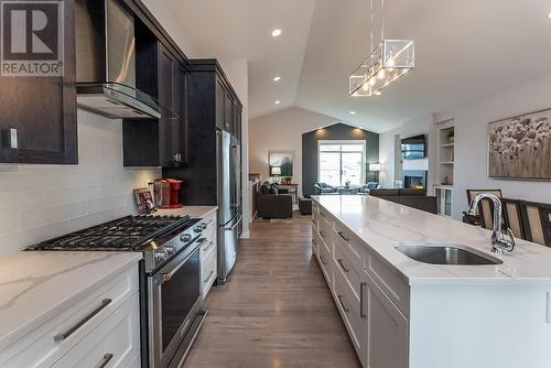 2858 Vista Ridge Drive, Prince George, BC - Indoor Photo Showing Kitchen With Upgraded Kitchen