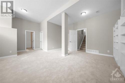 406 Vendevale Avenue, Stittsville, ON - Indoor Photo Showing Other Room