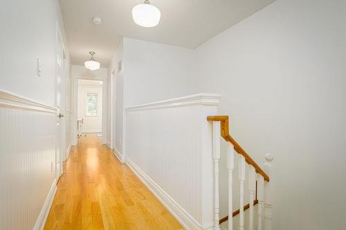 1818 Hobson Drive, Burlington, ON - Indoor Photo Showing Other Room