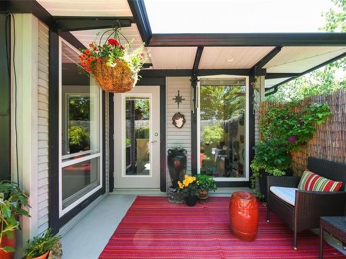 B-751 9Th St, Courtenay, BC - Outdoor With Deck Patio Veranda With Exterior