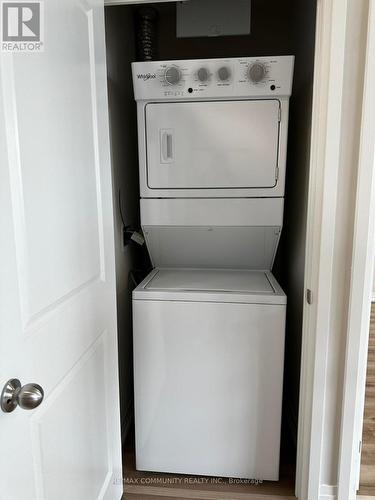 221 - 50 Herrick Avenue, St. Catharines, ON - Indoor Photo Showing Laundry Room