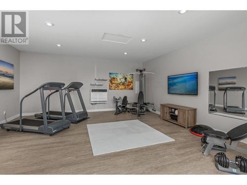 405 Prestwick Street, Kelowna, BC - Indoor Photo Showing Gym Room