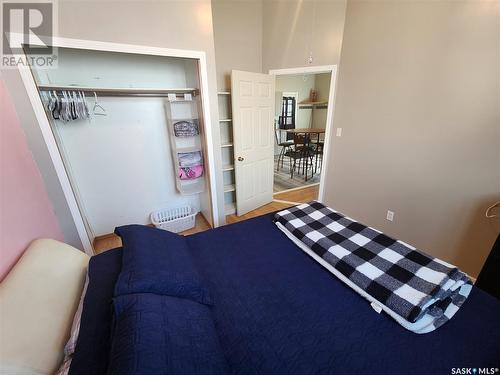 12 8Th Street Ne, Weyburn, SK - Indoor Photo Showing Bedroom