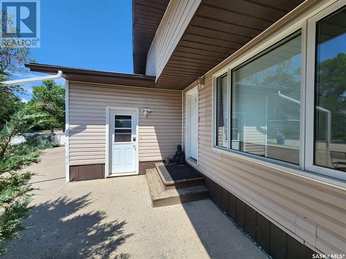 12 8Th Street Ne, Weyburn, SK - Outdoor With Exterior