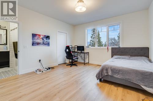 693 Balsam Road, Kelowna, BC - Indoor Photo Showing Bedroom