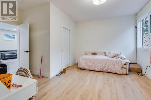 693 Balsam Road, Kelowna, BC - Indoor Photo Showing Bedroom