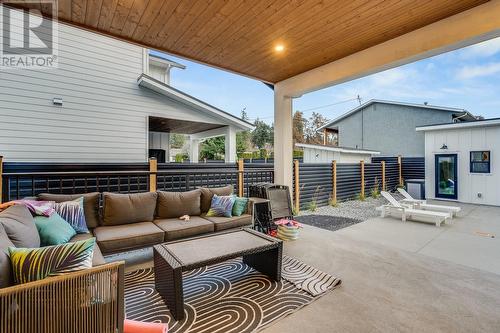 693 Balsam Road, Kelowna, BC - Outdoor With Deck Patio Veranda With Exterior