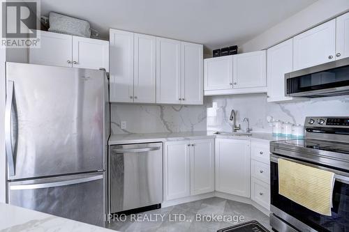 2111 - 35 Trailwood Drive E, Mississauga, ON - Indoor Photo Showing Kitchen