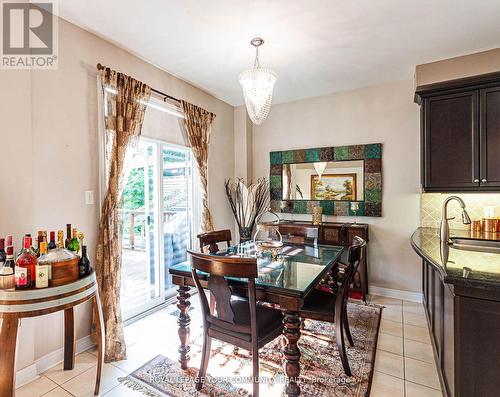 111 Deerwood Crescent, Richmond Hill (Oak Ridges), ON - Indoor Photo Showing Dining Room