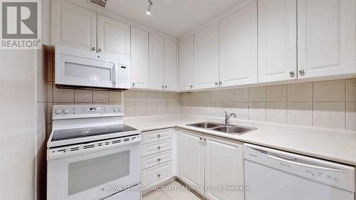 106 - 160 The Donway West, Toronto, ON - Indoor Photo Showing Kitchen With Double Sink