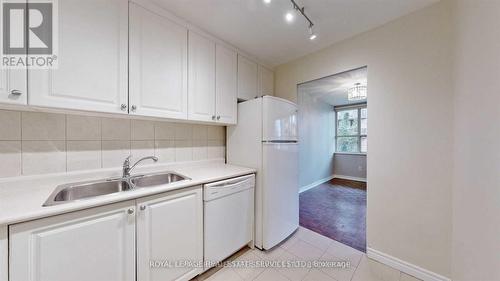 106 - 160 The Donway West, Toronto, ON - Indoor Photo Showing Kitchen With Double Sink