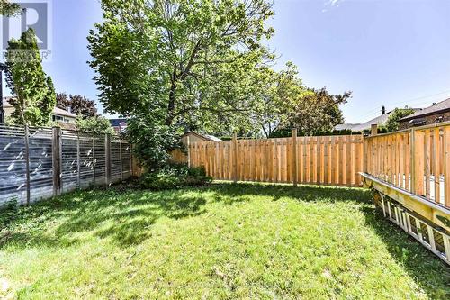 2544 St Clair Avenue E, Toronto, ON - Outdoor