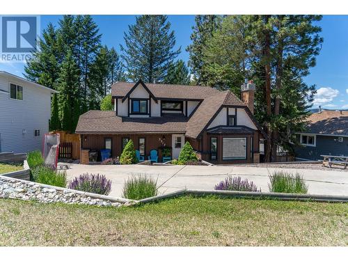 3312 Mount Royal  Drive, Cranbrook, BC - Outdoor With Facade