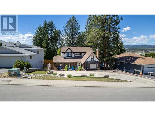 3312 Mount Royal  Drive, Cranbrook, BC - Outdoor With Facade