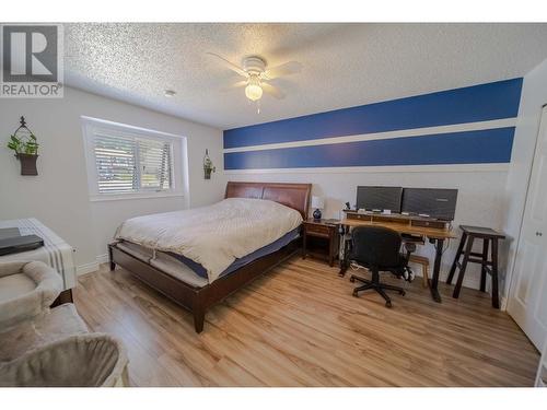 3312 Mount Royal  Drive, Cranbrook, BC - Indoor Photo Showing Bedroom