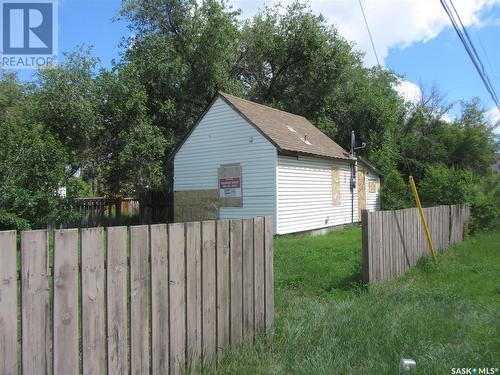 138 V Avenue S, Saskatoon, SK - Outdoor