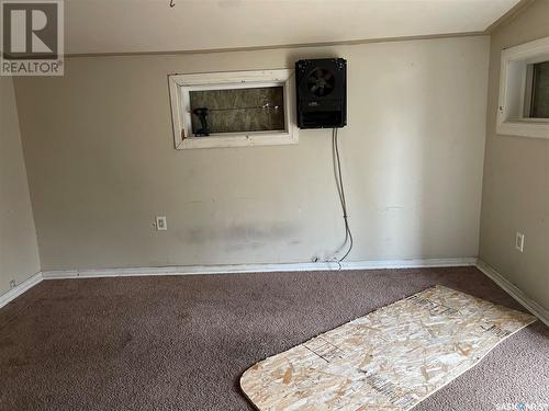 138 V Avenue S, Saskatoon, SK - Indoor Photo Showing Other Room