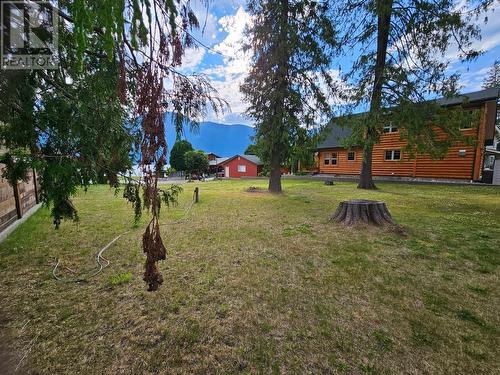 13518 Lakeshore Drive, Boswell, BC 