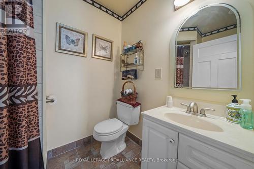 41 King Street, Prince Edward County (Picton), ON - Indoor Photo Showing Bathroom