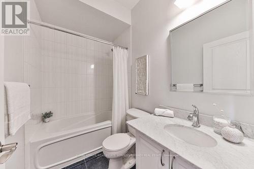 4 - 116 Waterside Drive, Mississauga, ON - Indoor Photo Showing Bathroom