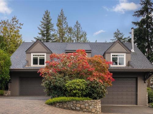 8338 West Saanich Rd, Central Saanich, BC 