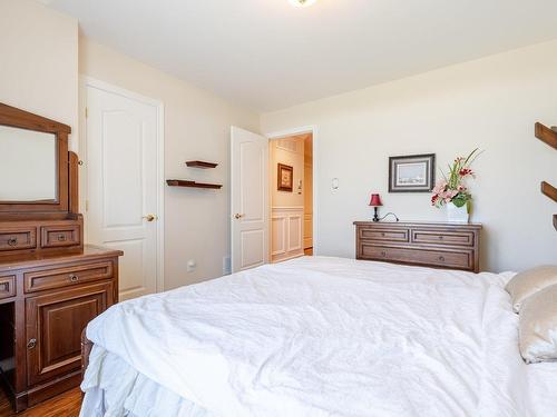 Chambre Ã Â coucher - 3920 Rue De Lisbonne, Brossard, QC - Indoor Photo Showing Bedroom