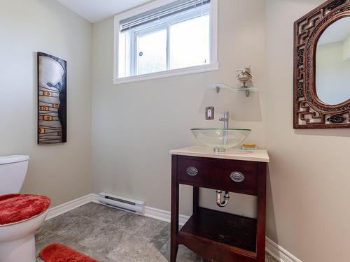 Salle de bains - 3920 Rue De Lisbonne, Brossard, QC - Indoor Photo Showing Bathroom