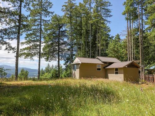 1157 Pickles Rd, Denman Island, BC 