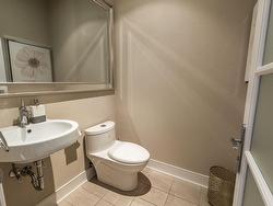 Powder room - 