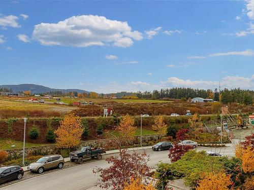 304-2500 Hackett Cres, Central Saanich, BC - Outdoor With View