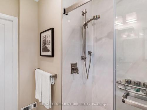 324 Flagstone Terr, Toronto, ON - Indoor Photo Showing Bathroom