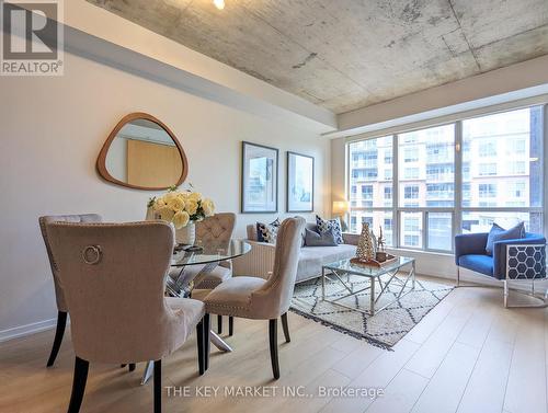 506 - 1 Shaw Street, Toronto, ON - Indoor