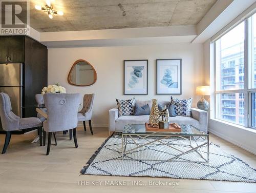 506 - 1 Shaw Street, Toronto, ON - Indoor Photo Showing Living Room