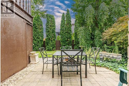 1741 Jubilee Drive, London, ON - Outdoor