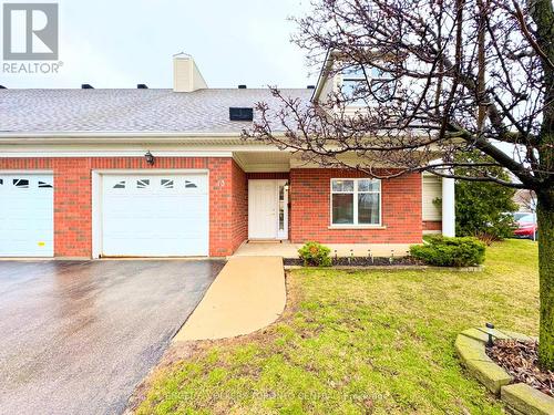 2705 Kingsway Drive, Kitchener, ON - Outdoor