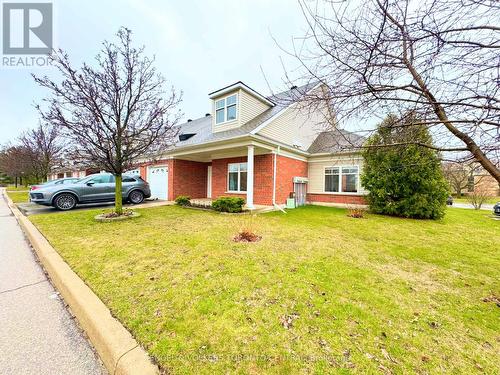 2705 Kingsway Drive, Kitchener, ON - Outdoor