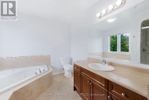 3181 Bayham Lane, London, ON - Indoor Photo Showing Bathroom