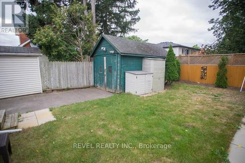 166 Brock Street, Brantford, ON - Outdoor